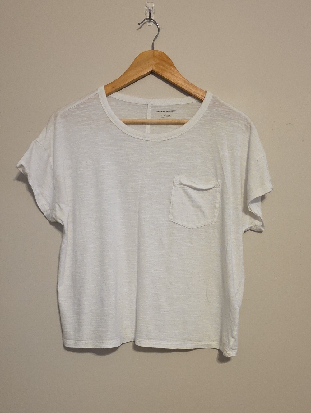Banana Republic White Short Sleeve Pocket Tee